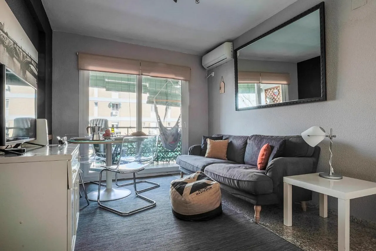 Vive Los Encantos De Sevilla En Triana Apartment